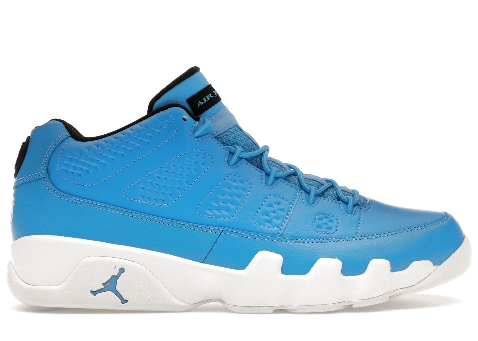 Jordan 9 Retro Low Pantone sneakers