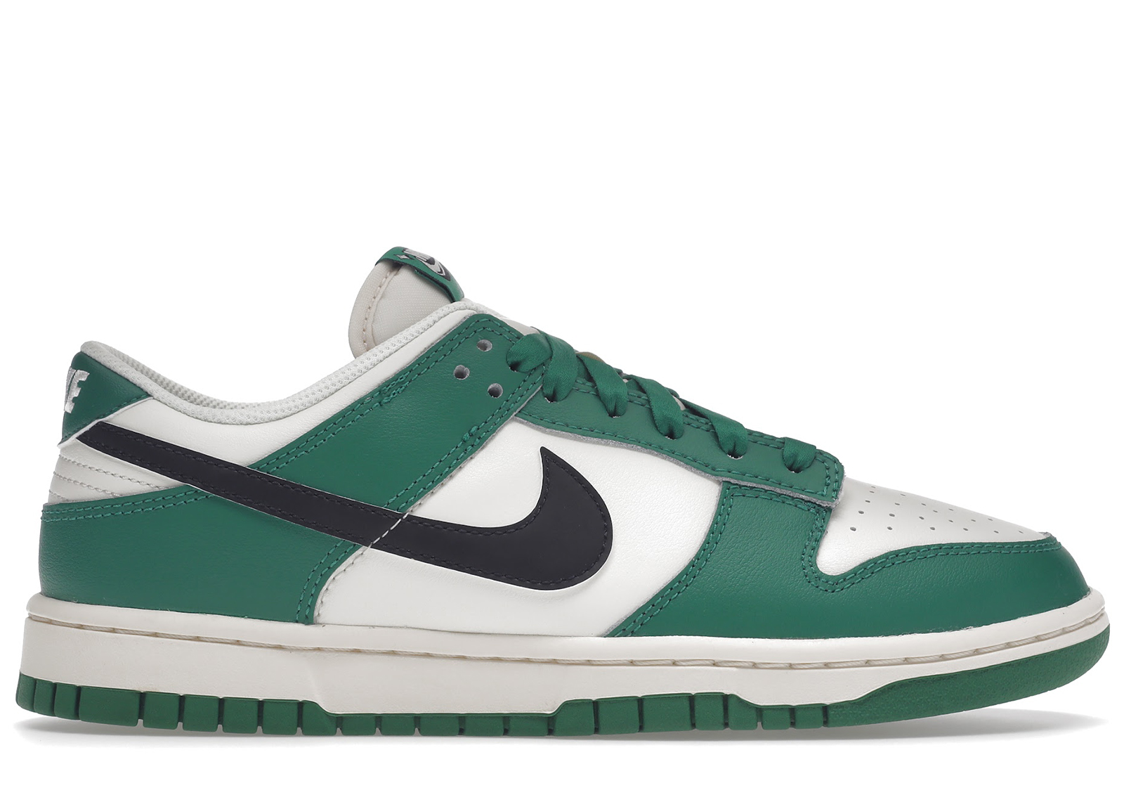 sneakers Nike Dunk Low SE Lottery Pack Malachite Green