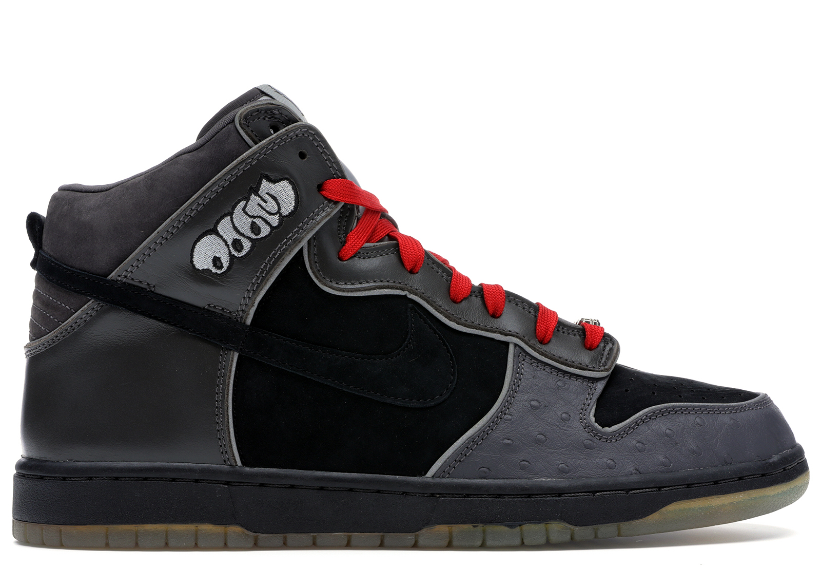 sneakers Nike SB Dunk High MF Doom