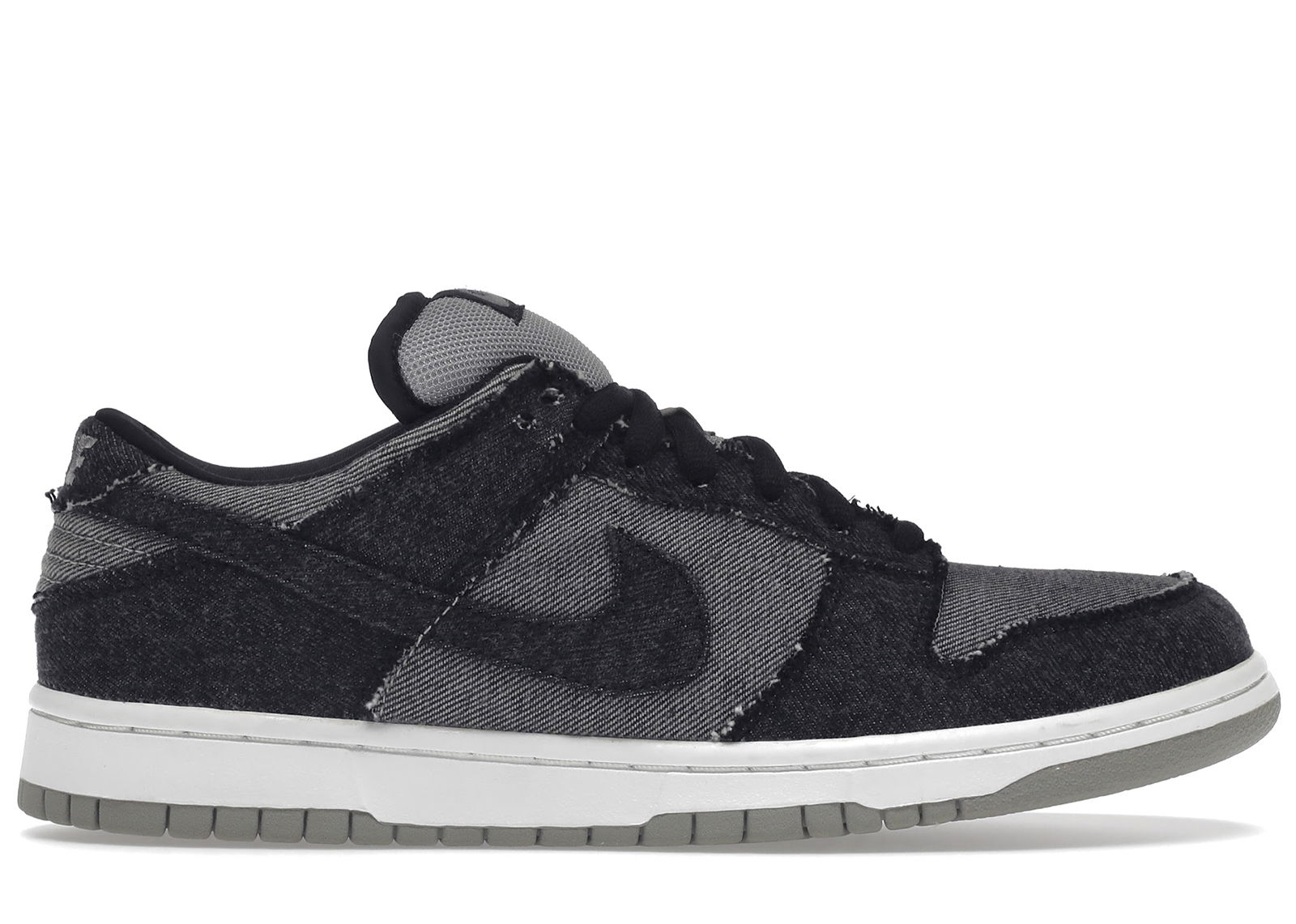 Nike SB Dunk Low Medicom 2 sneaker informations