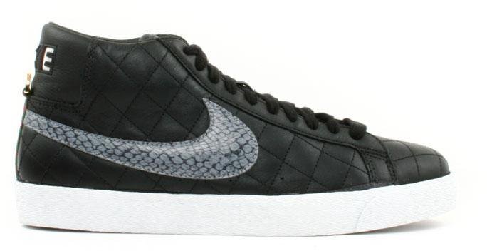 sneakers Nike SB Blazer Supreme Black (2006)