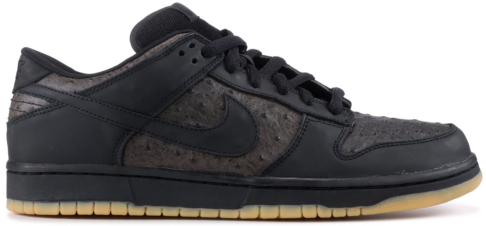 Nike SB Dunk Low Ostrich sneakers